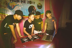 Bàn DJ numark- Thỏa sức sáng tạo âm nhạc theo cách của bạn