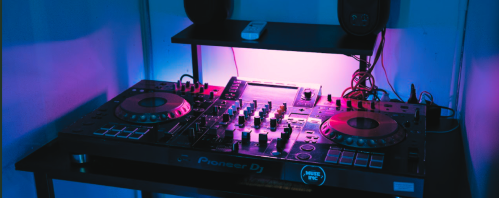 Cho thuê thiết bị DJ giá rẻ tại Hà Nội