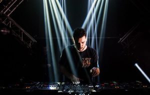 Làm DJ và 6 cách để có thành công trong sự nghiệp