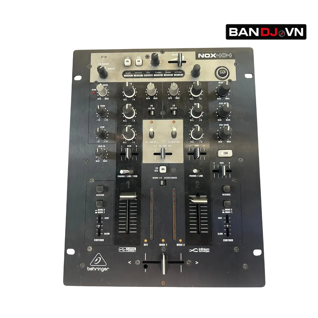 Mixer Behringer NOX404