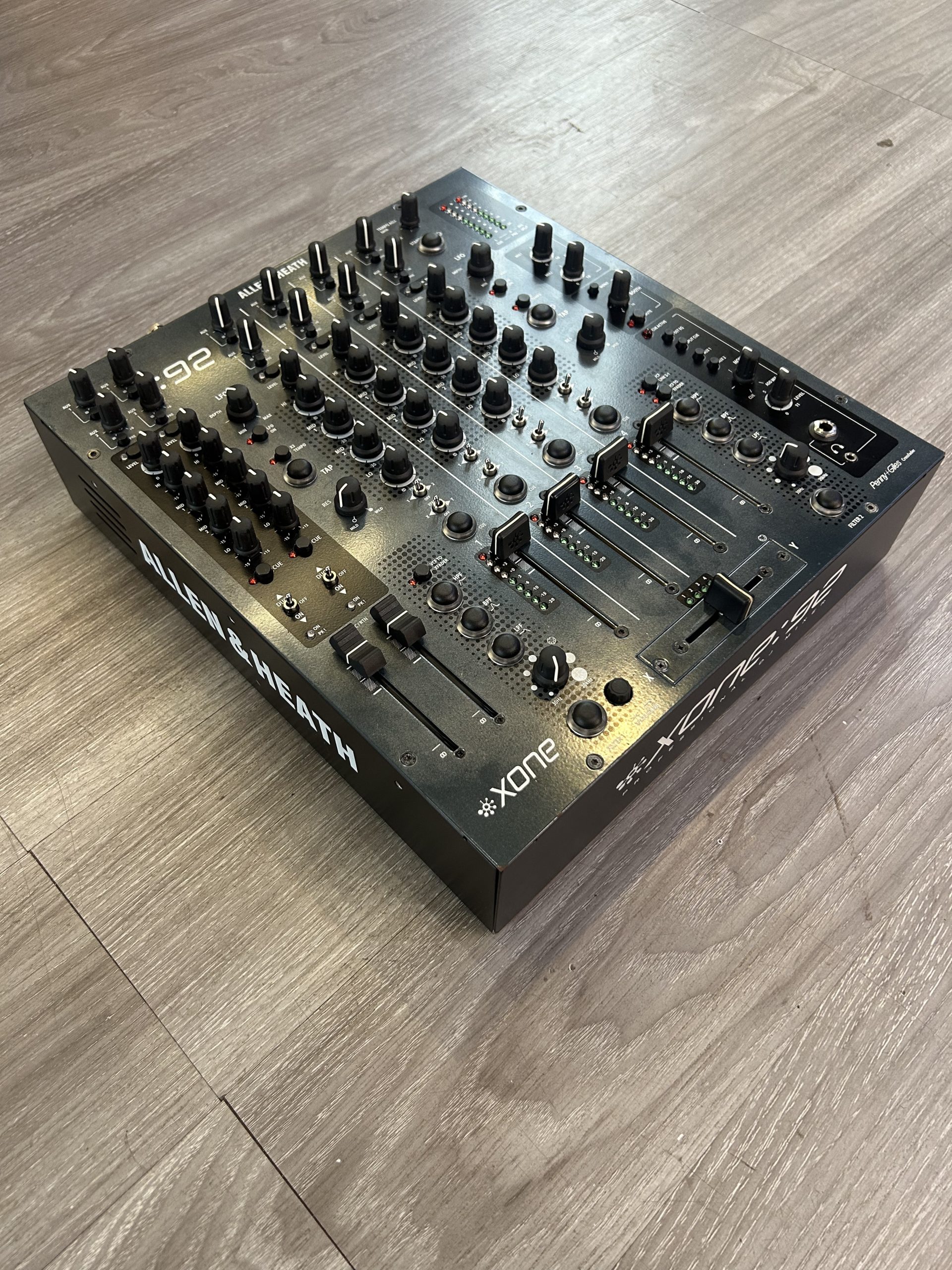 Mixer Allen&Heath Xone 92