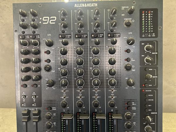 Mixer Allen&Heath Xone 92