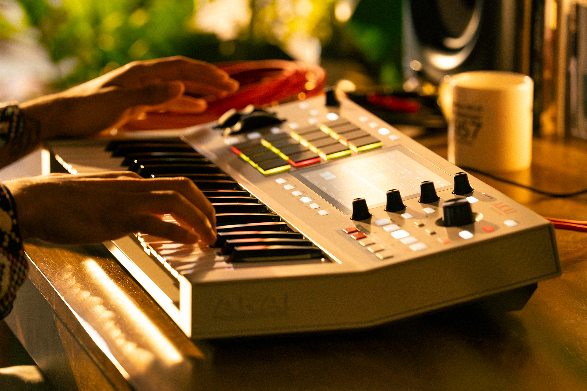AKAI MPC KEY37 LIFESTYLE DSC05929 WEB