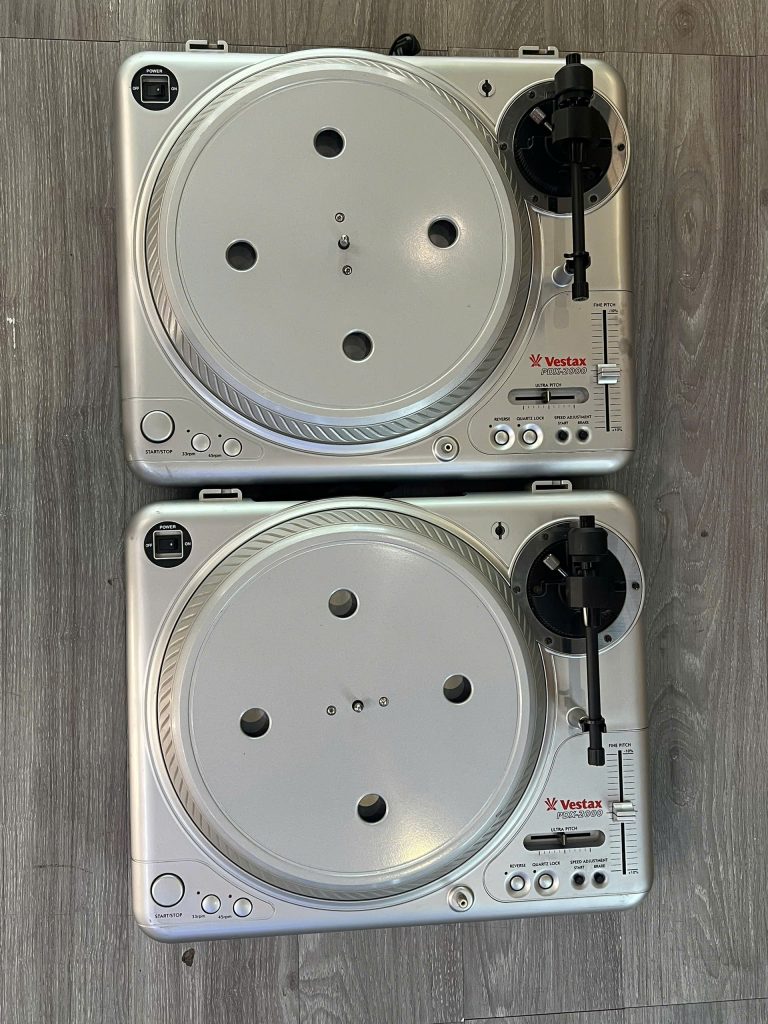 Cặp Turntable Vestax PDX 2000