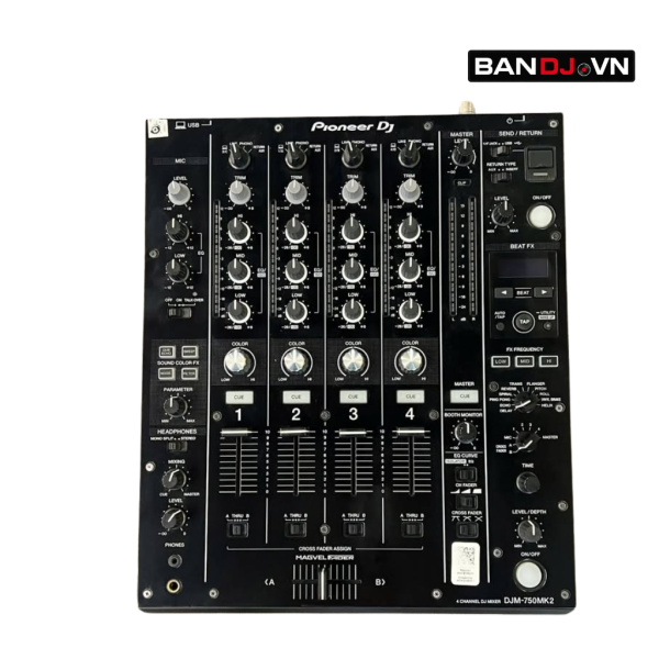 Mixer Pioneer DJM 750Mk2