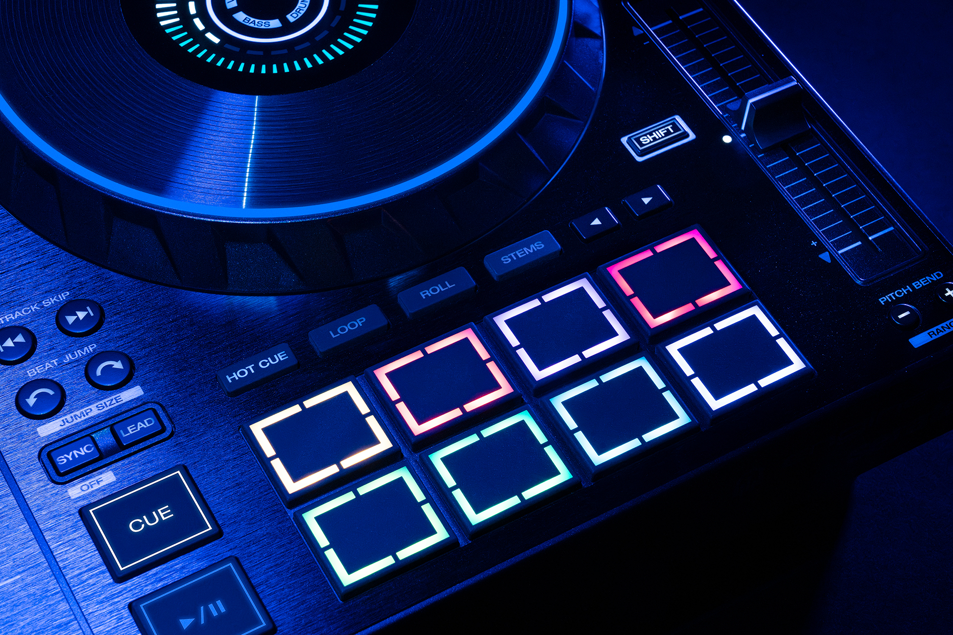 DENONDJ PRIME4G2 BEAUTY 02 WEB