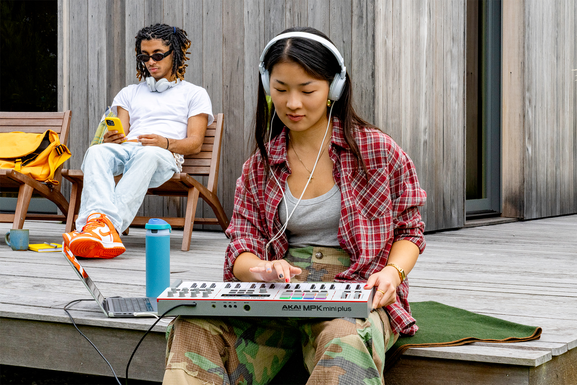 AKAI MPK MINI PLUS II LIFESTYLE DSC07896 WEB
