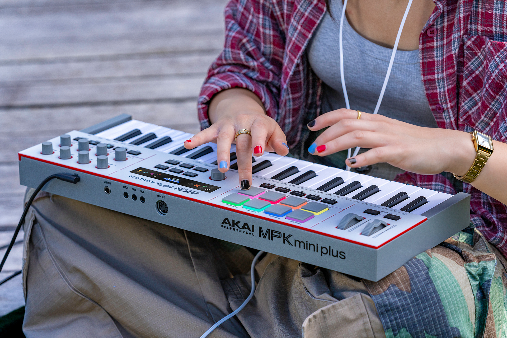 AKAI MPK MINI PLUS II LIFESTYLE DSC08211 WEB