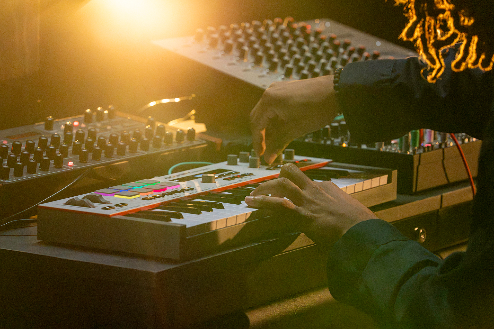 Akai Professional ra mắt MPK Mini Plus II – MIDI keyboard 37 phím thế hệ mới