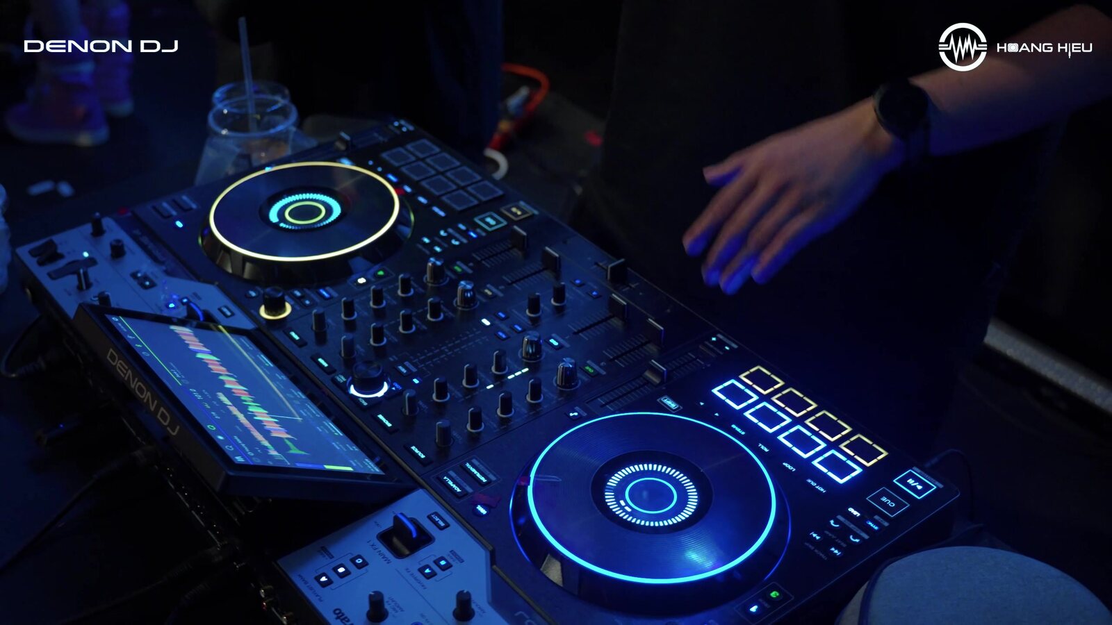 Review chân thực Denon DJ Prime 4 G2: đẹp, nhanh và đáng tiền